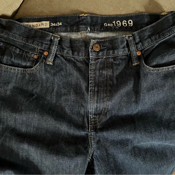 👖Gap Standard Jeans👖 - Picture 2 of 6